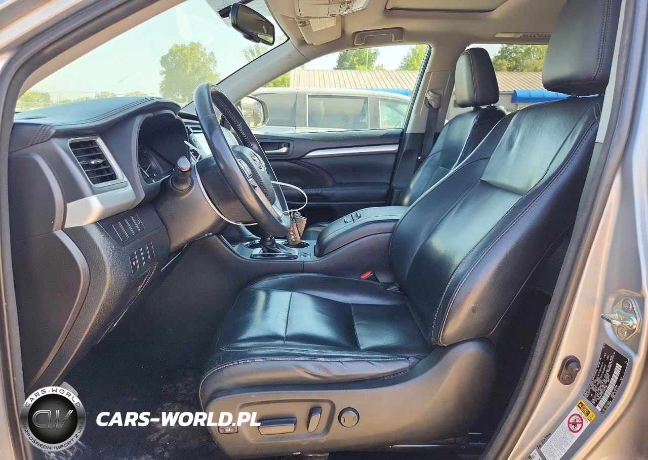 2015 Toyota Highlander Xle VIN:5TDJKRFH2FS197890 - 7