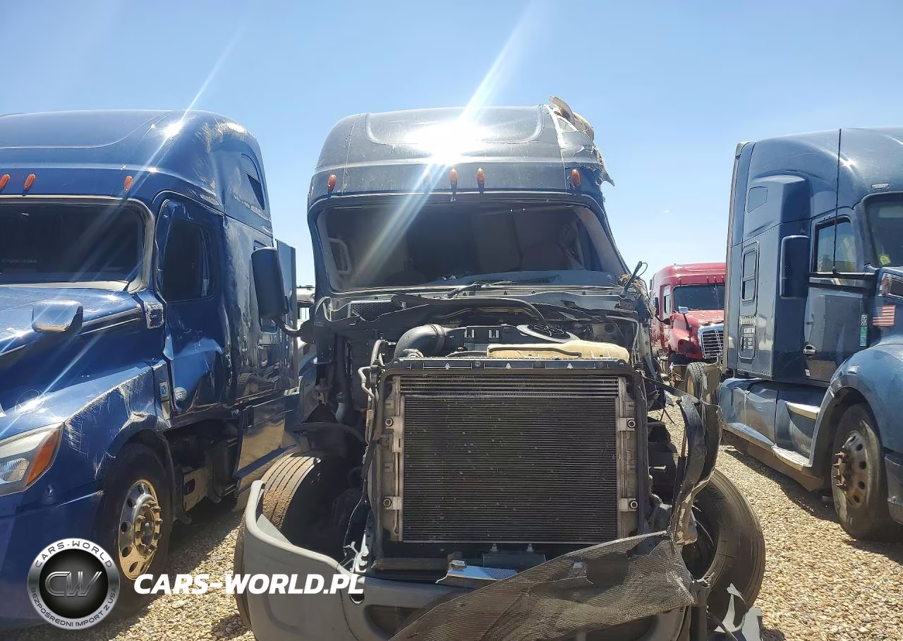 2017 Freightliner Cascadia 125 Semi Truck VIN:3AKJGLDR8HSHF1136 - 5