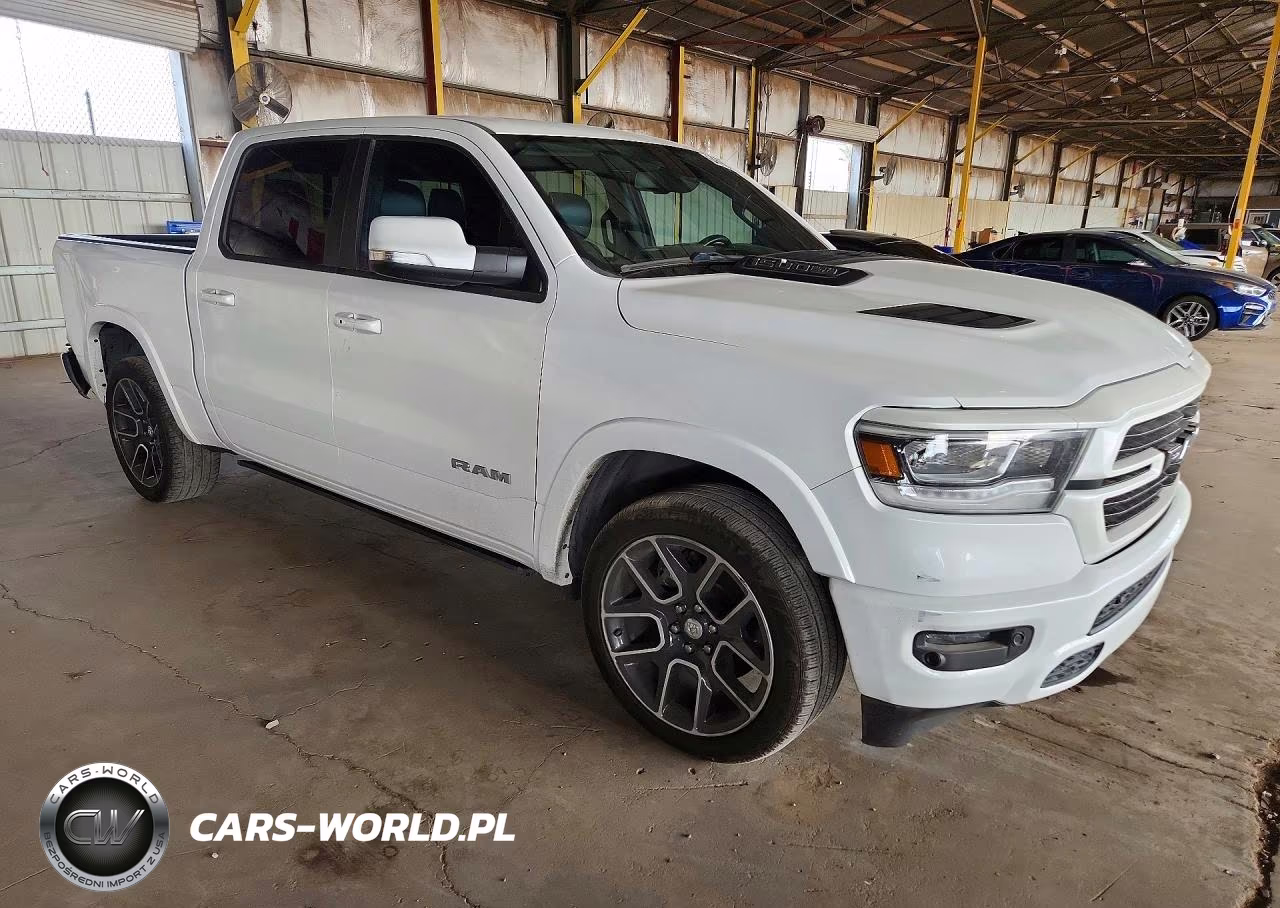 2019 Ram 1500 Laramie VIN:1C6RREJT9KN858289 - 4