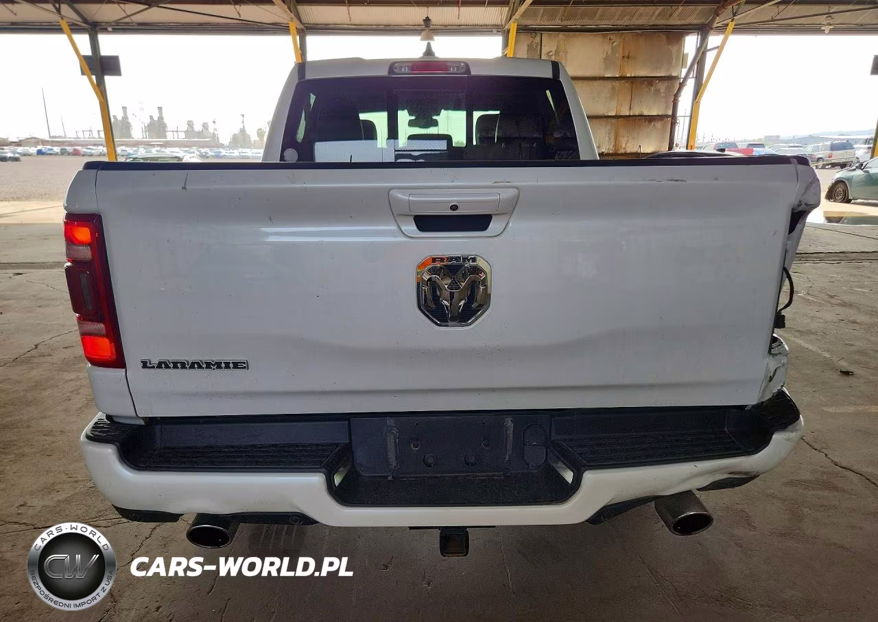 2019 Ram 1500 Laramie VIN:1C6RREJT9KN858289 - 6