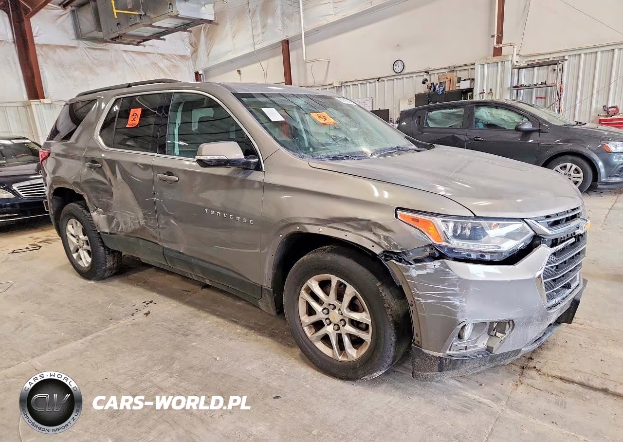 2019 Chevrolet Traverse Lt VIN:1GNERGKW1KJ129617 - 4