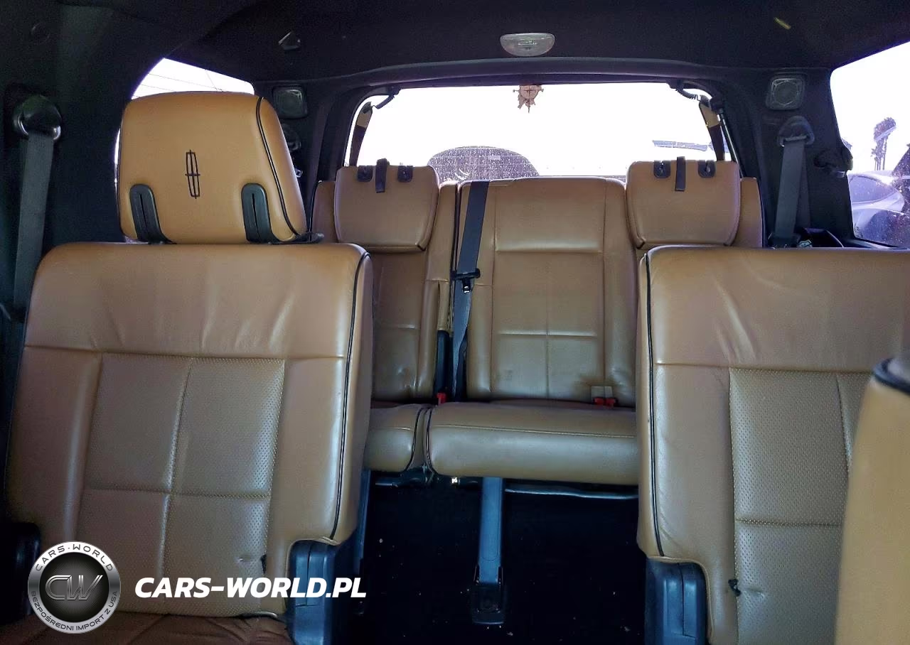 2011 Lincoln Navigator VIN:5LMJJ2J51BEJ09461 - 10