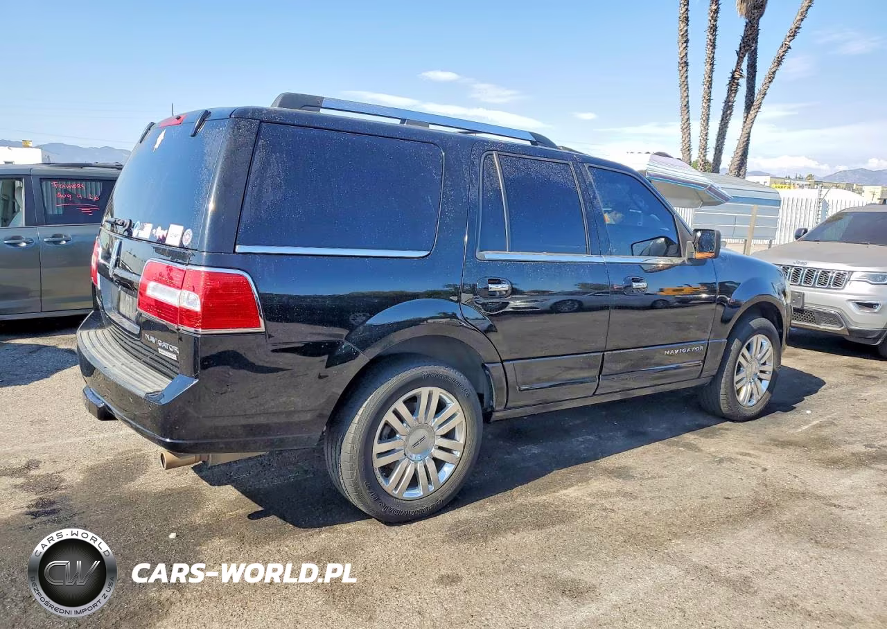2011 Lincoln Navigator VIN:5LMJJ2J51BEJ09461 - 3