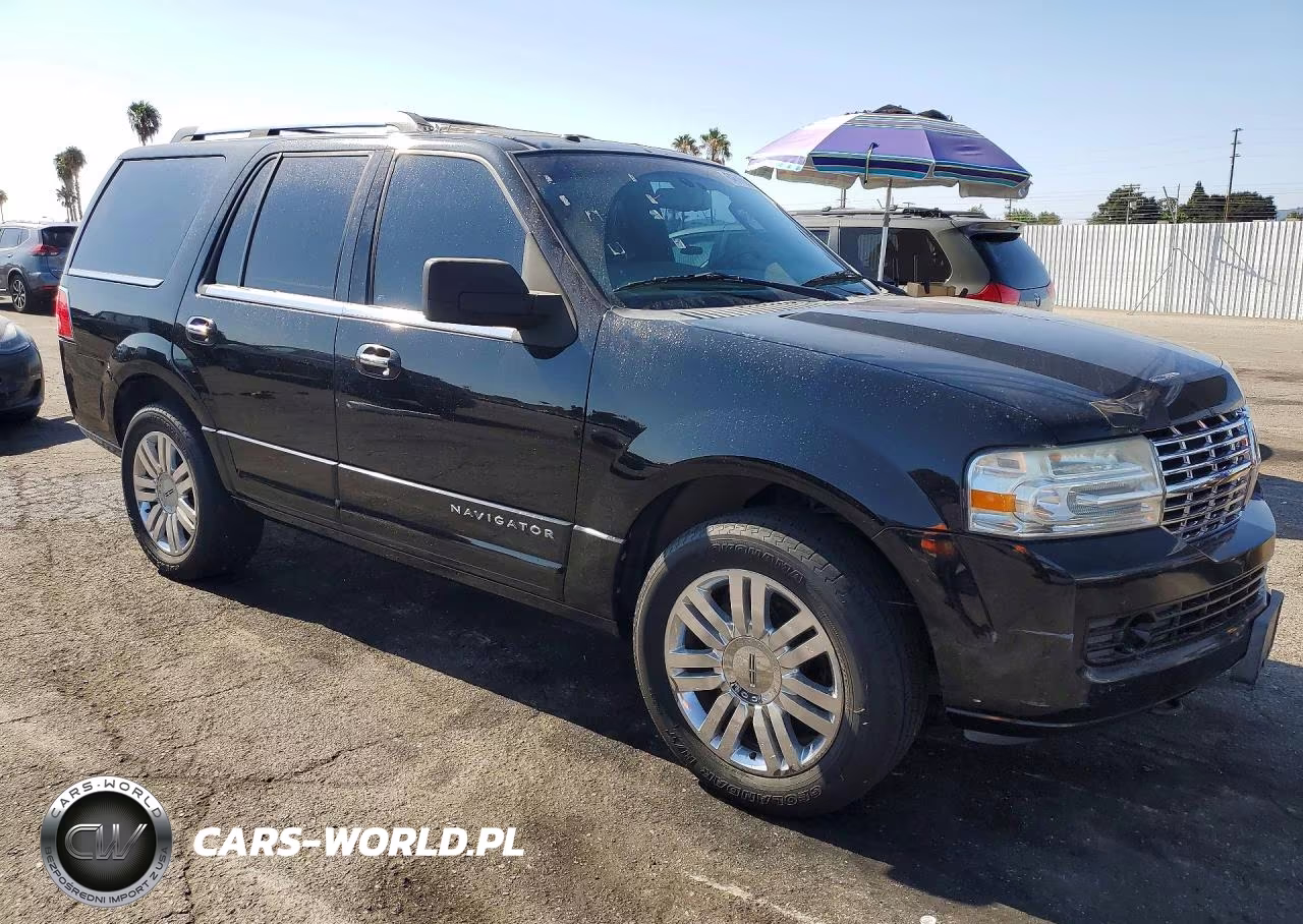 2011 Lincoln Navigator VIN:5LMJJ2J51BEJ09461 - 4