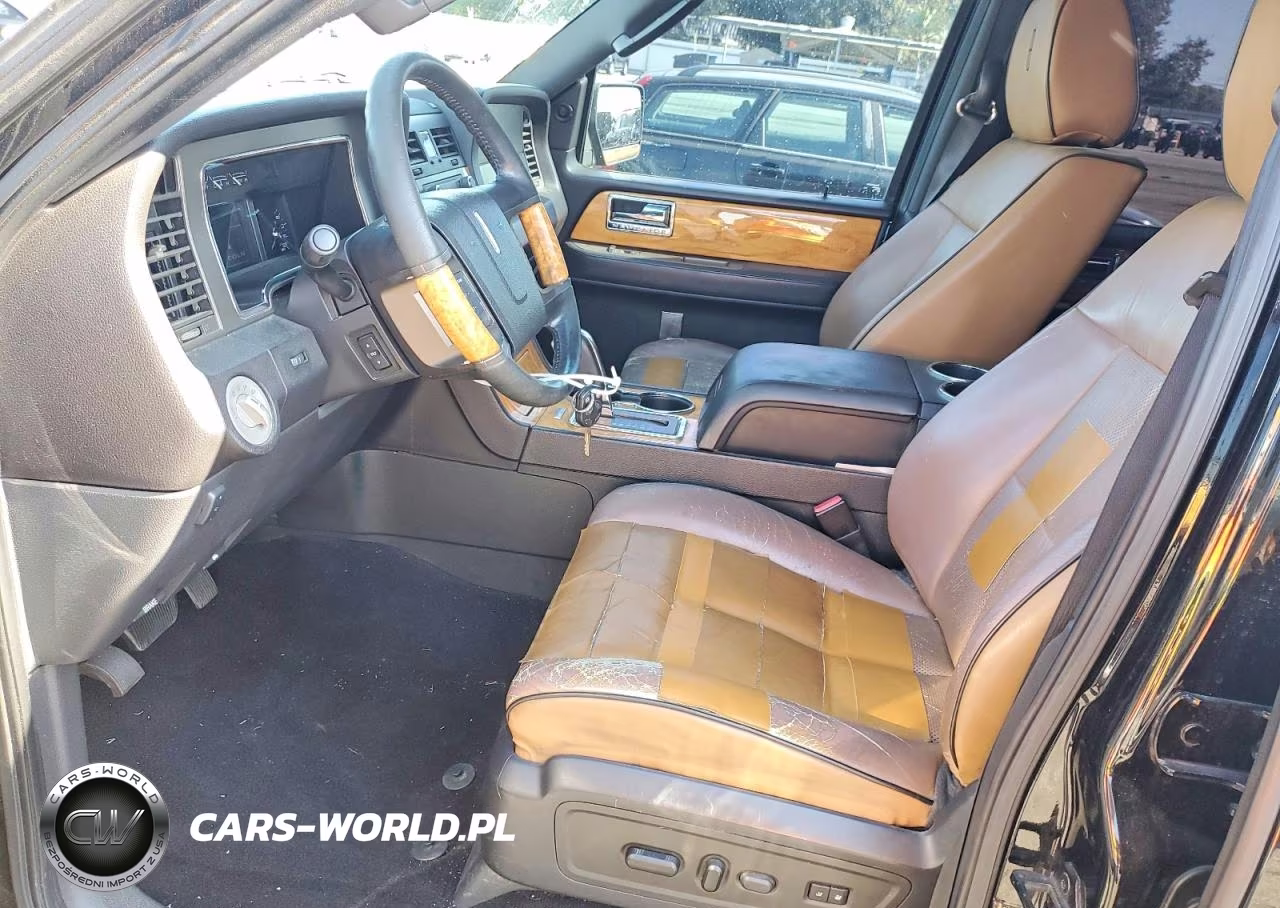 2011 Lincoln Navigator VIN:5LMJJ2J51BEJ09461 - 7