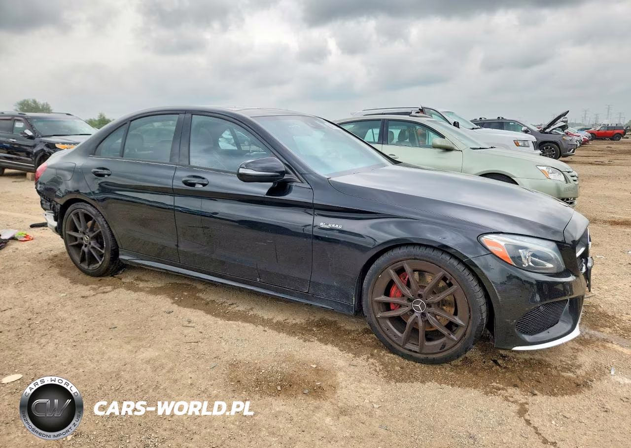2017 Mercedes-Benz C 300 4Matic VIN:55SWF4KB7HU198716 - 4