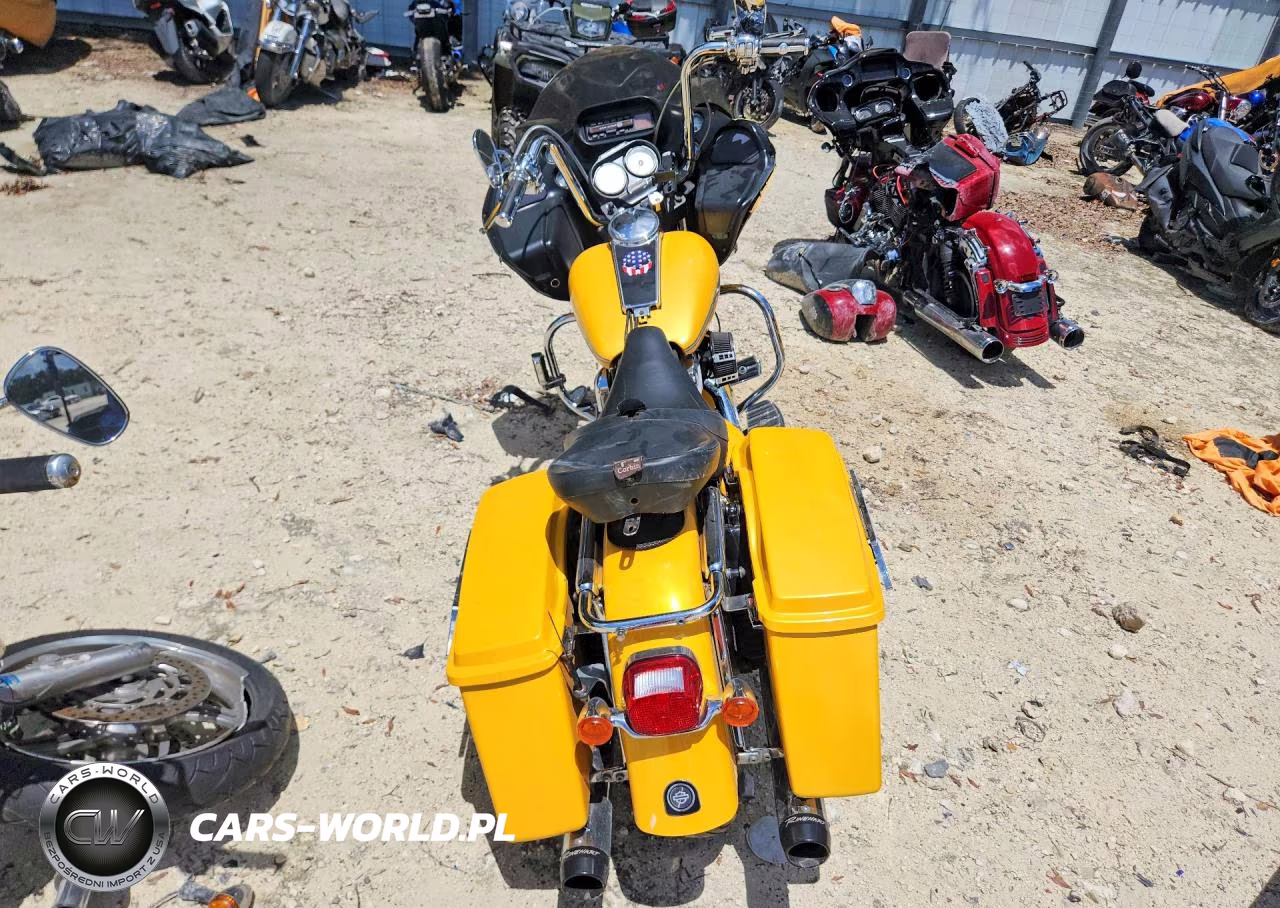 2005 Harley-Davidson Fltri VIN:1HD1FSW185Y661426 - 4