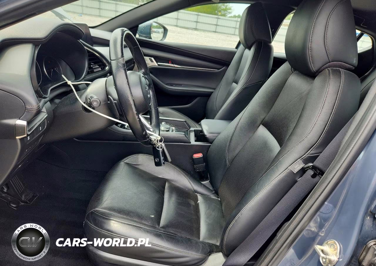 2022 Mazda 3 Premium VIN:JM1BPBML1N1507611 - 7