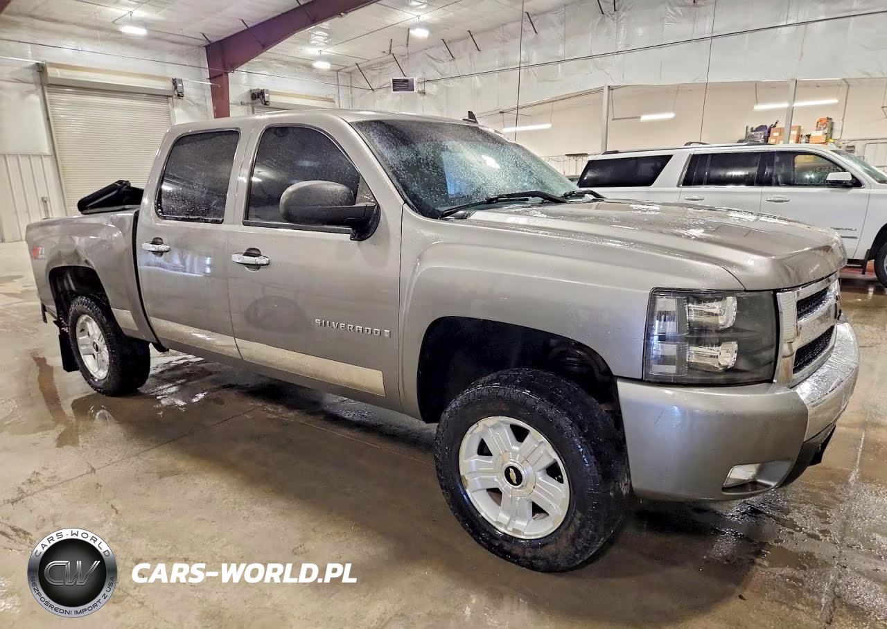 2008 Chevrolet Silverado K1500 VIN:3GCEK13398G190321 - 4