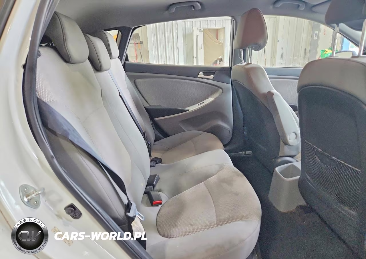 2013 Hyundai Accent Gs VIN:KMHCT5AE6DU114638 - 10