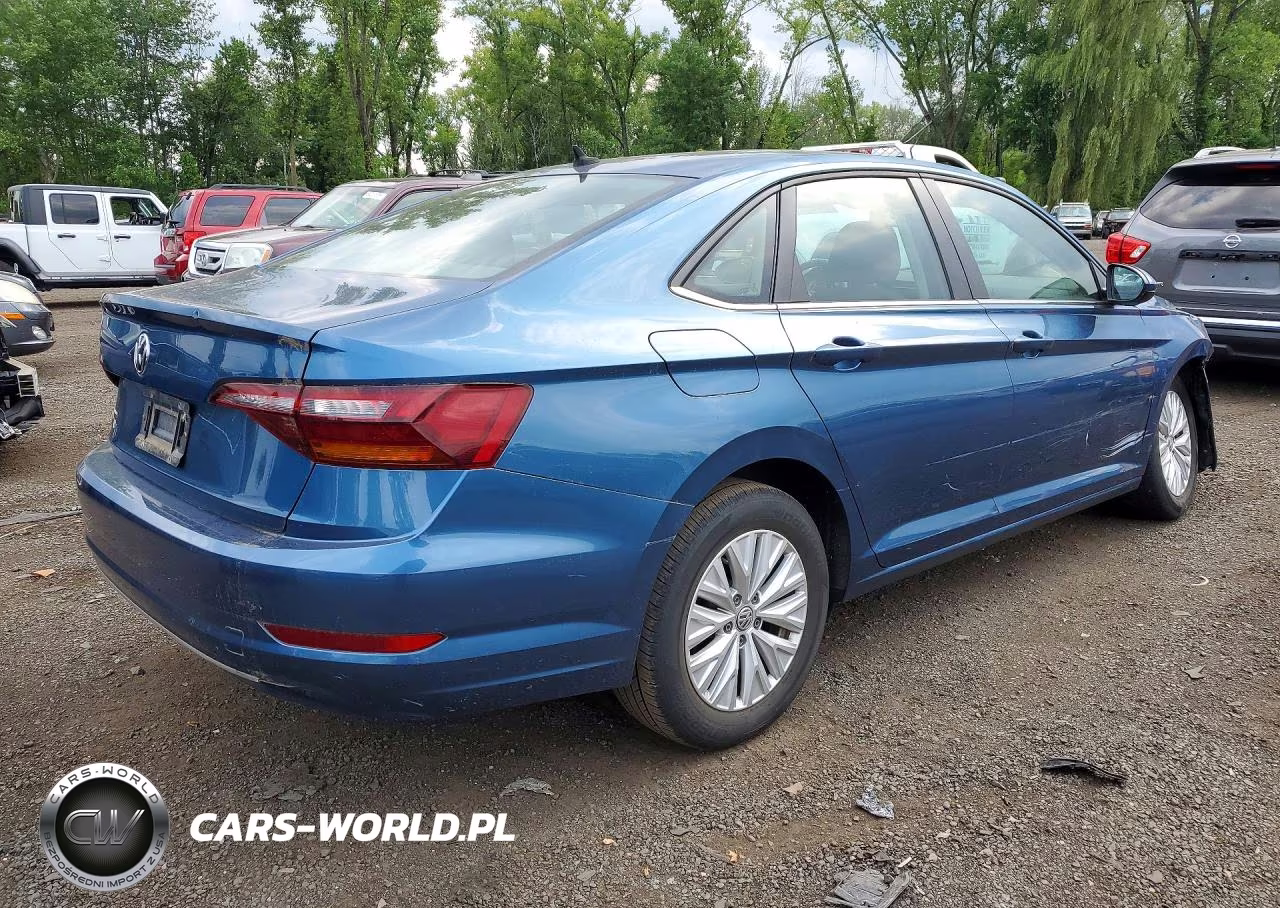 2019 Volkswagen Jetta S VIN:3VWC57BU5KM211067 - 3