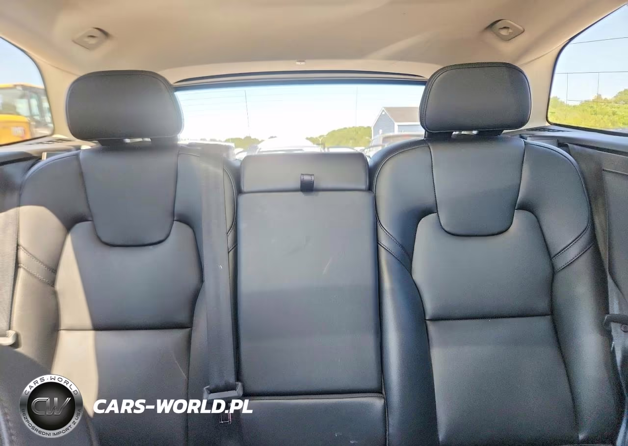 2023 Volvo Xc60 Core VIN:YV4L12RVXP1311814 - 10