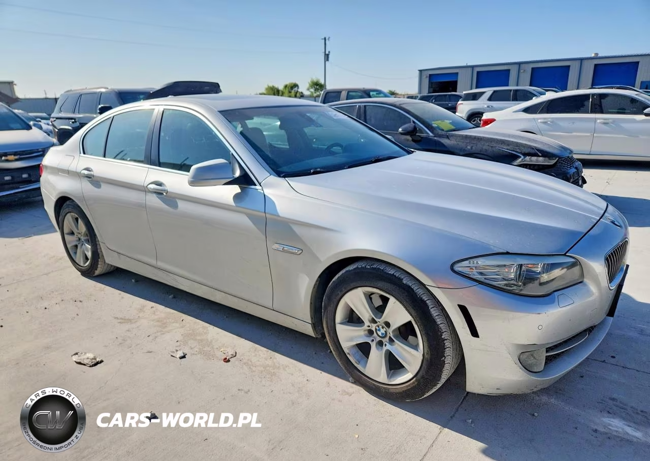 2011 BMW 528 I VIN:WBAFR1C56BC750000 - 4
