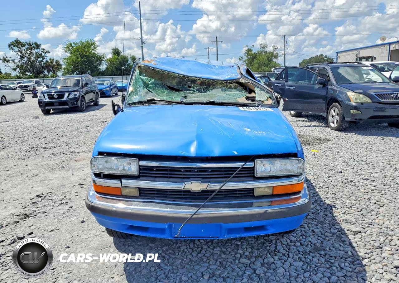 1999 Chevrolet Blazer VIN:1GNCS13W4XK149062 - 5