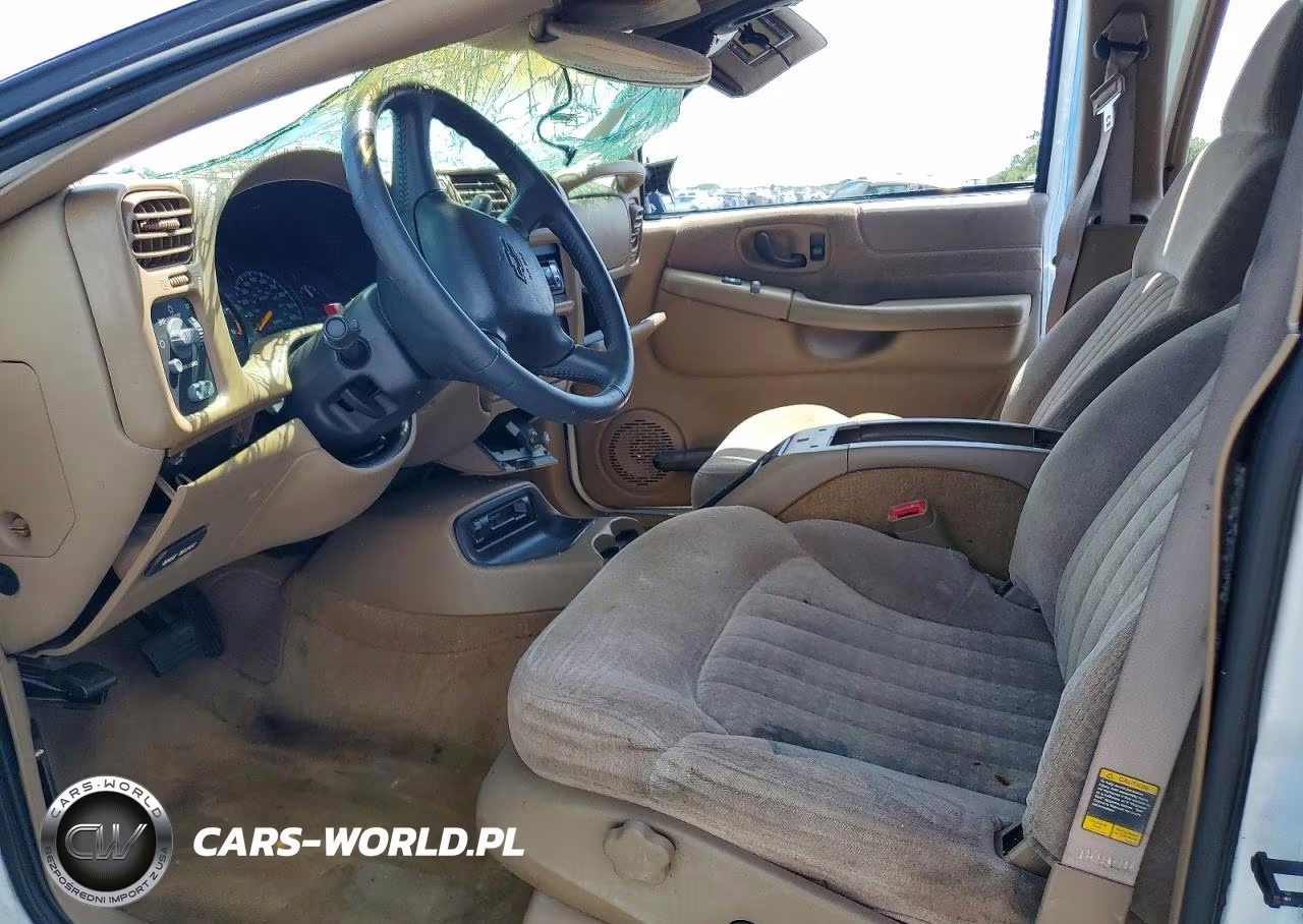 1999 Chevrolet Blazer VIN:1GNCS13W4XK149062 - 7