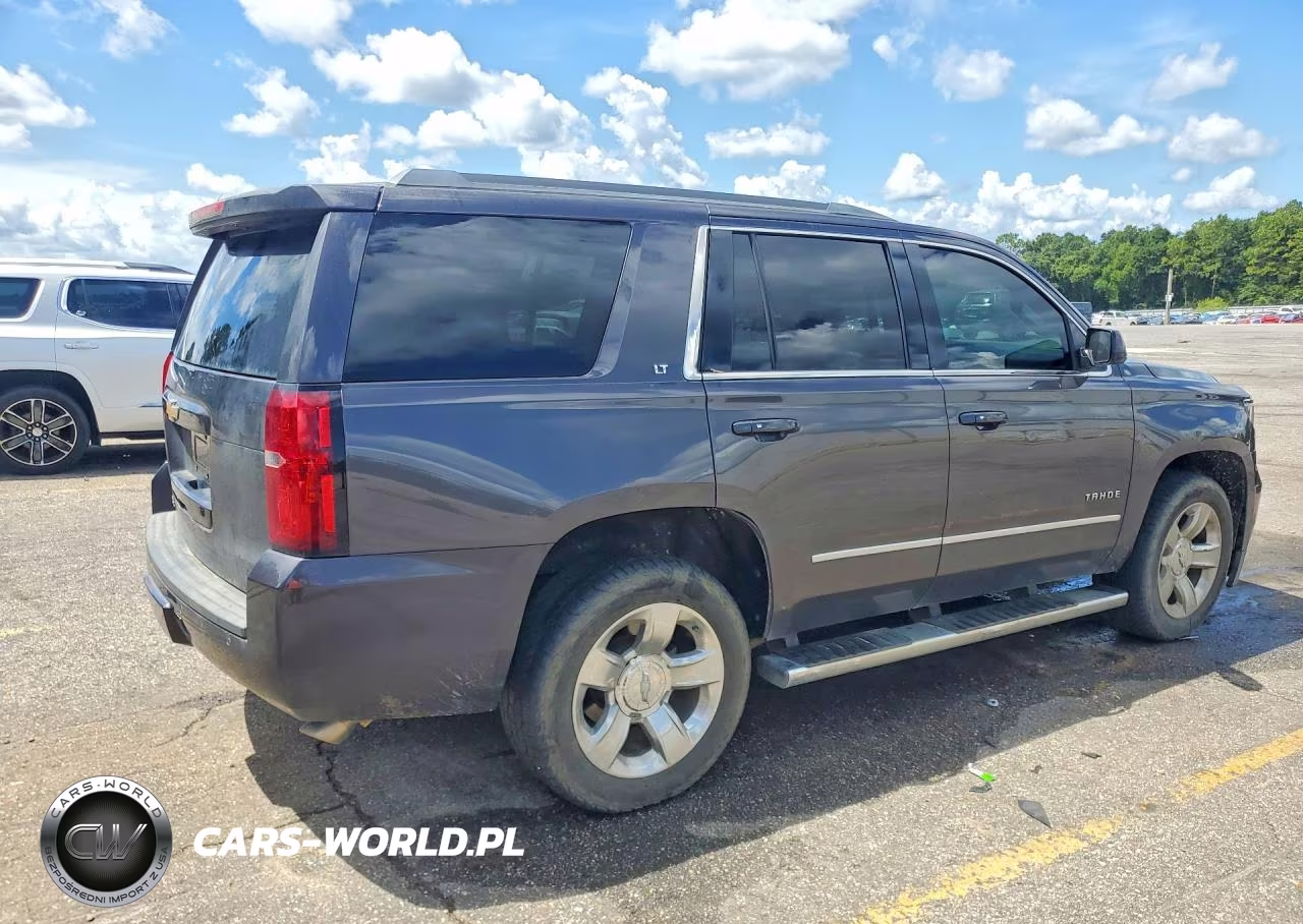 2017 Chevrolet Tahoe C1500 Lt VIN:1GNSCBKCXHR160971 - 3