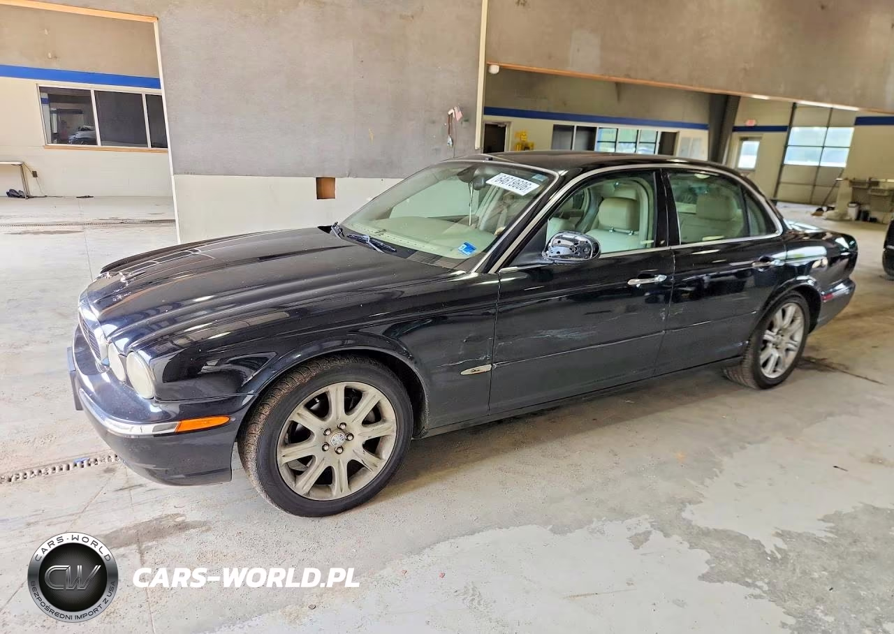 2004 Jaguar Xj8