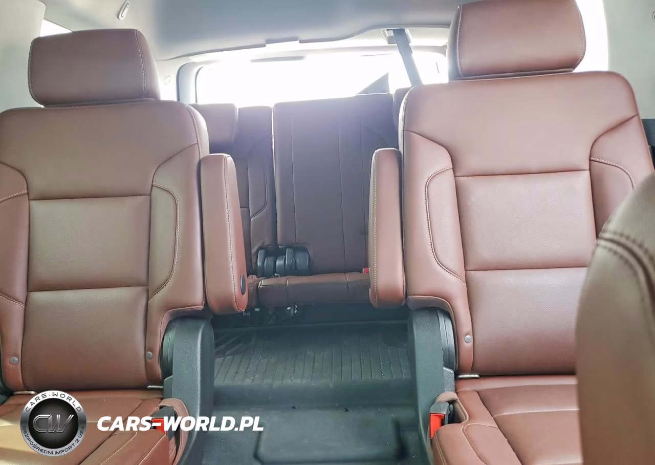 2019 Chevrolet Tahoe K1500 Premier VIN:1GNSKCKJ3KR370018 - 10