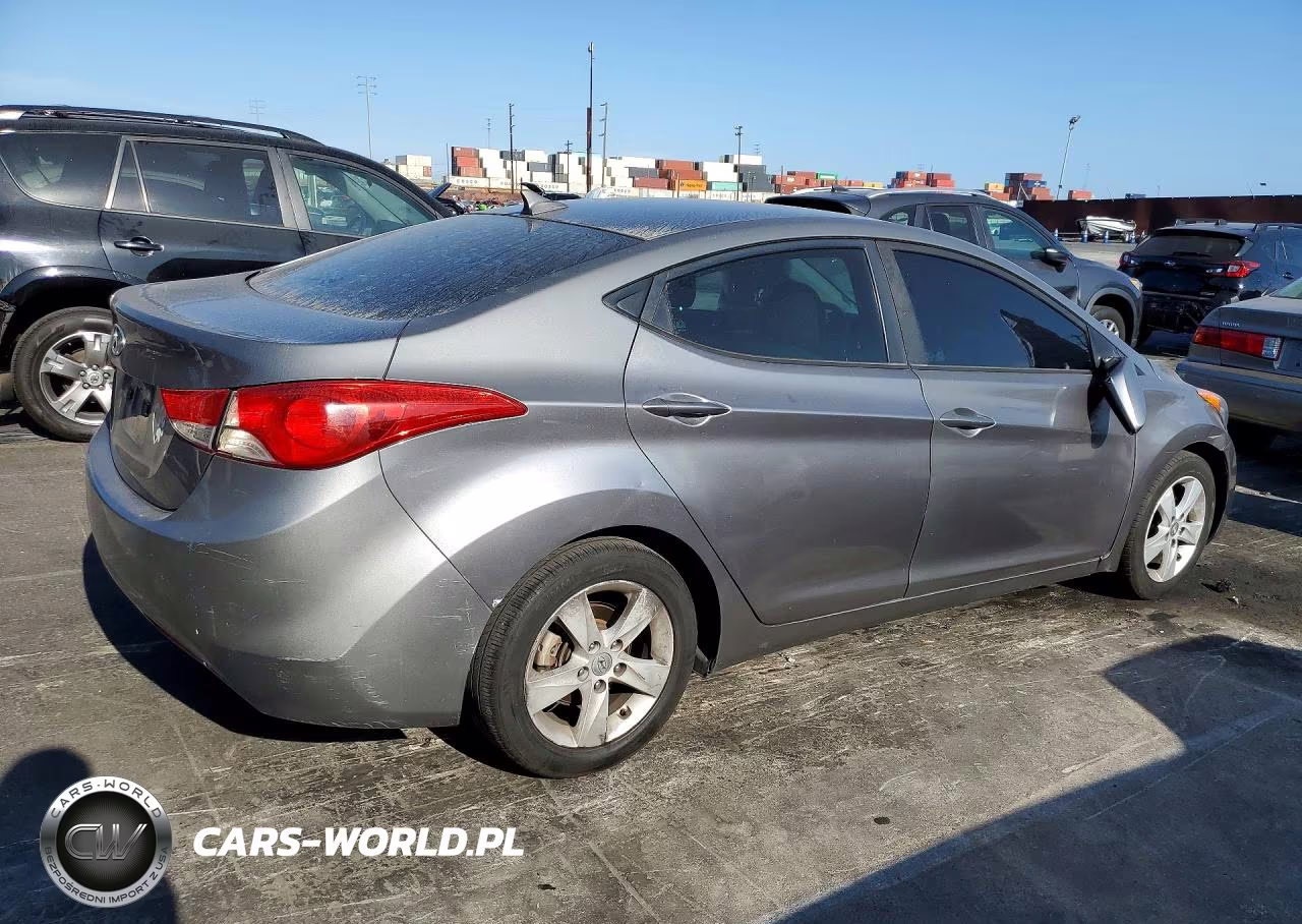 2013 Hyundai Elantra Gls VIN:5NPDH4AEXDH277808 - 3