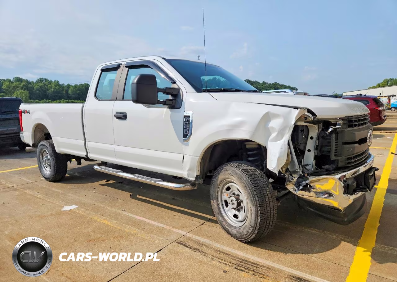 2017 Ford F250 Super Duty VIN:1FT7X2B66HEC19549 - 4