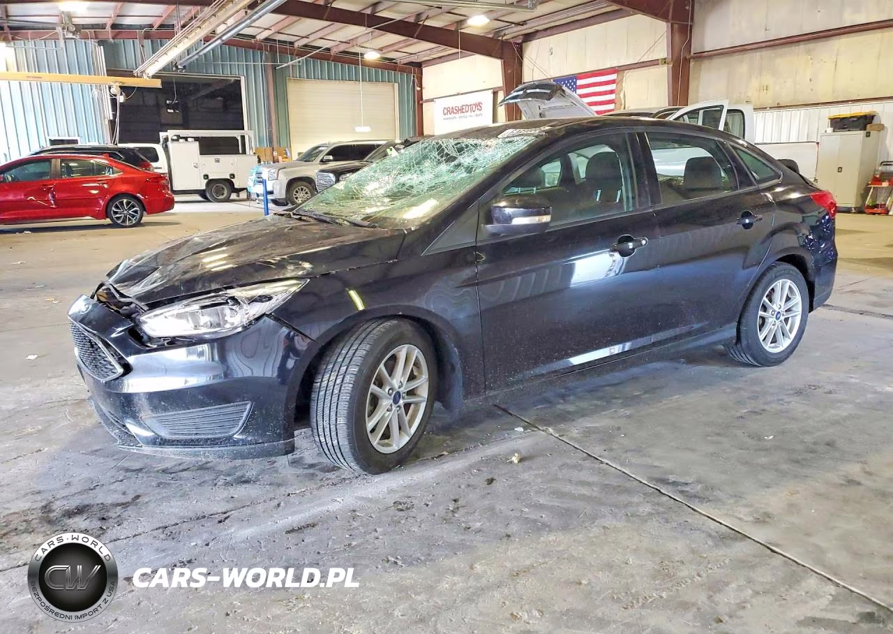2017 Ford Focus Se VIN:1FADP3F21HL348039 - 1