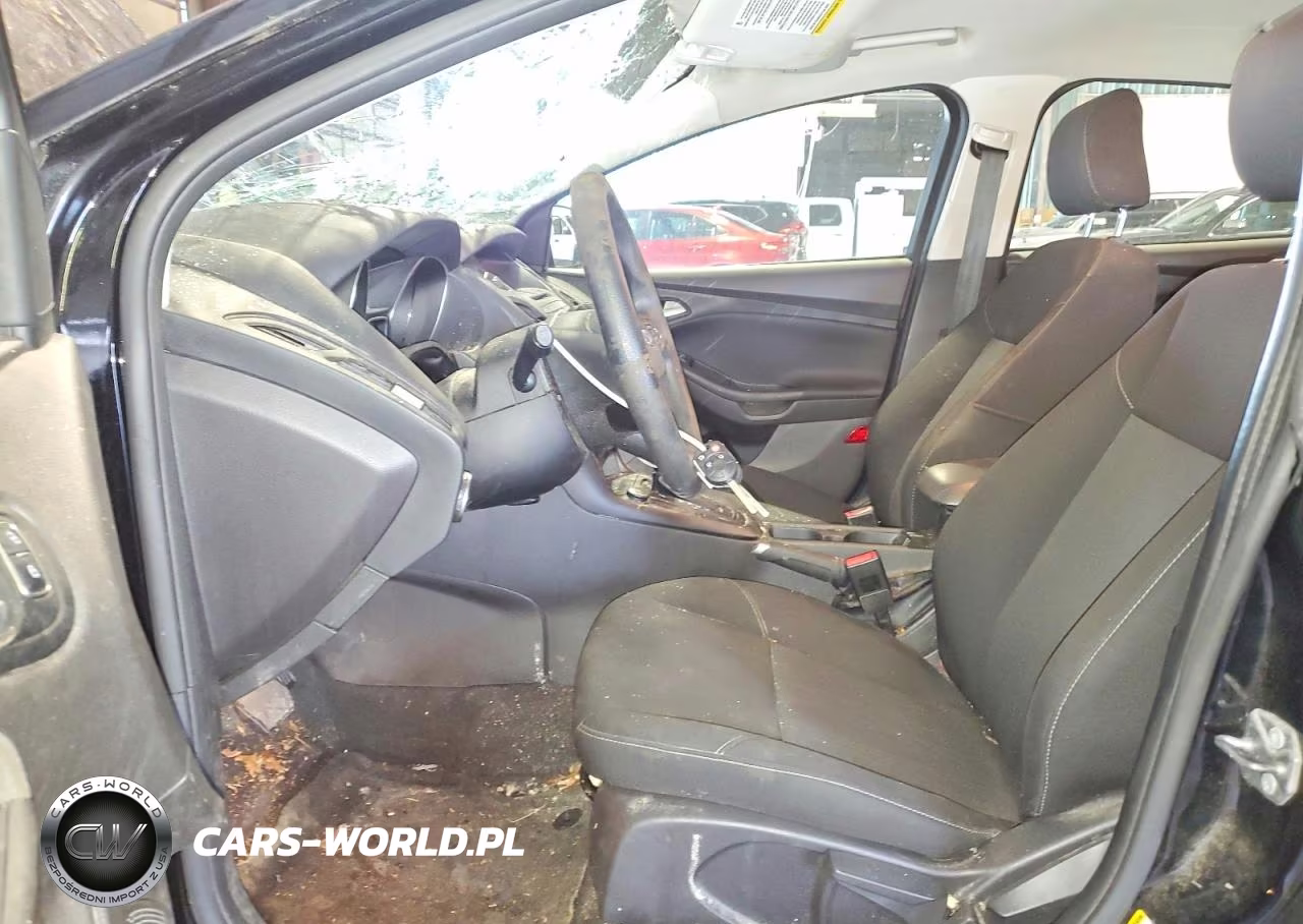 2017 Ford Focus Se VIN:1FADP3F21HL348039 - 7
