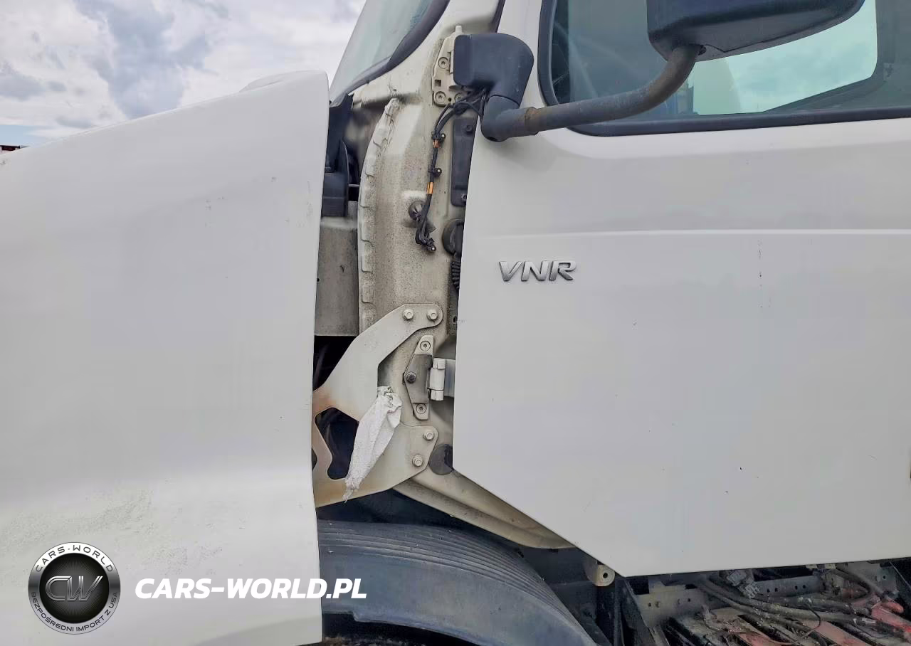 2019 Volvo Vnr Semi Truck VIN:4V4WC9EH2KN906987 - 12