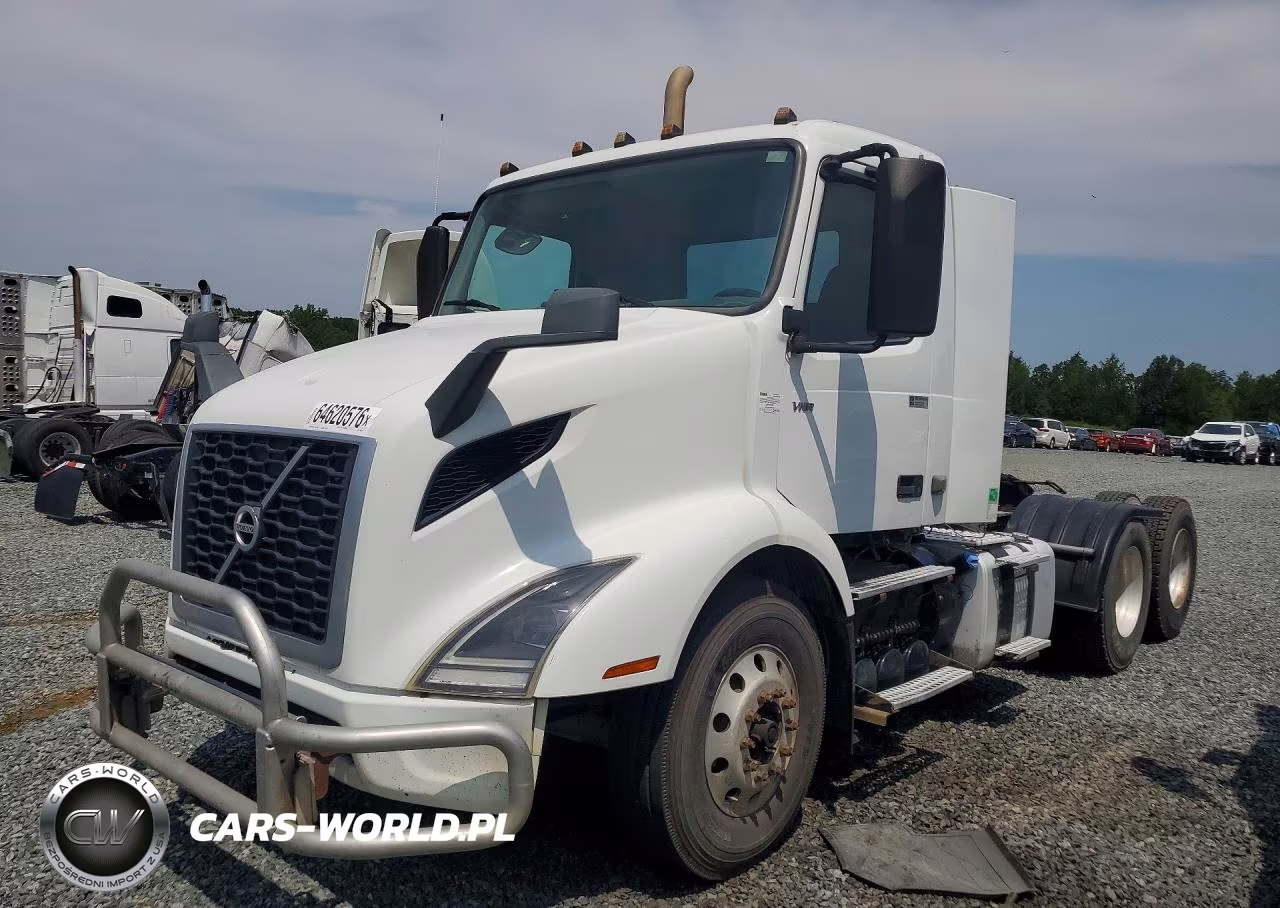 2020 Volvo Vnr Semi Truck