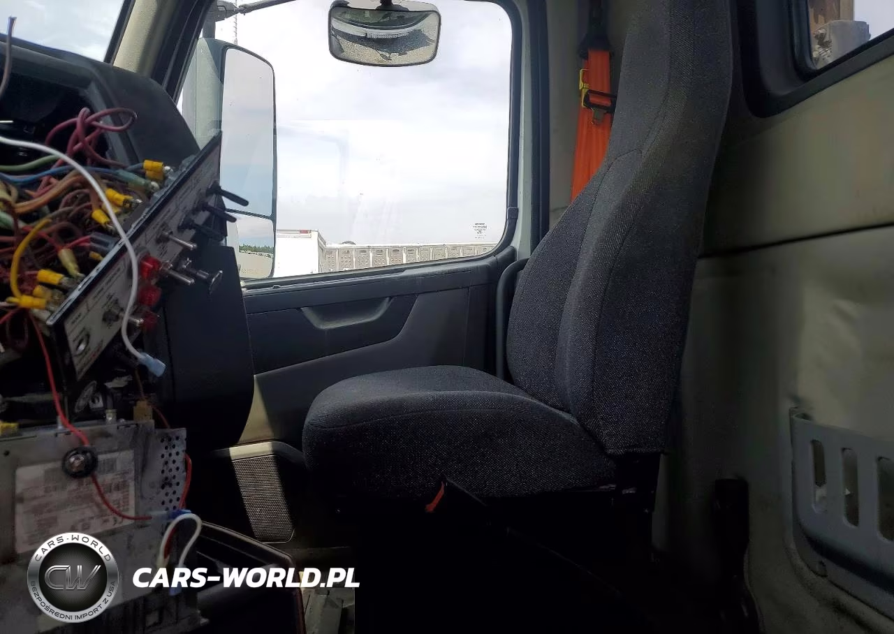 2020 Volvo Vnr Semi Truck VIN:4V4WC9EH1LN265915 - 10