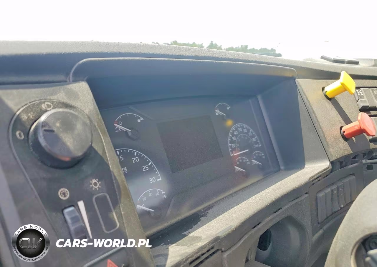 2020 Volvo Vnr Semi Truck VIN:4V4WC9EH1LN265915 - 9