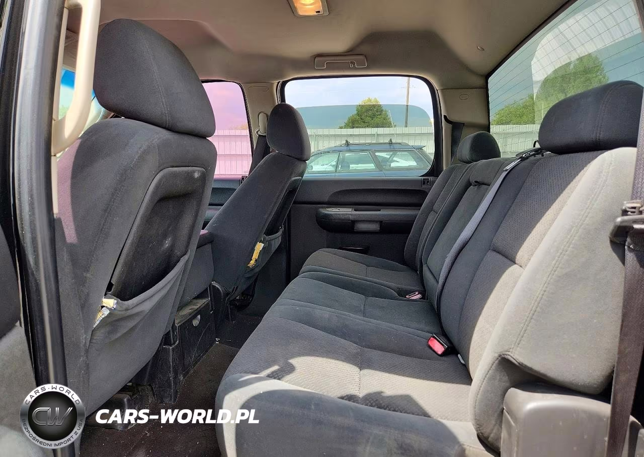 2008 Chevrolet Silverado C1500 VIN:3GCEC13J08G190249 - 10