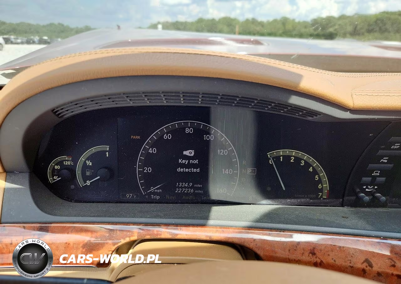 2008 Mercedes-Benz S 550 VIN:WDDNG71XX8A175485 - 9