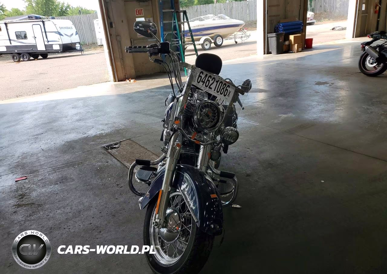 2012 Harley-Davidson Flstc Heritage Softail Classic VIN:1HD1BWV19CB029975 - 2