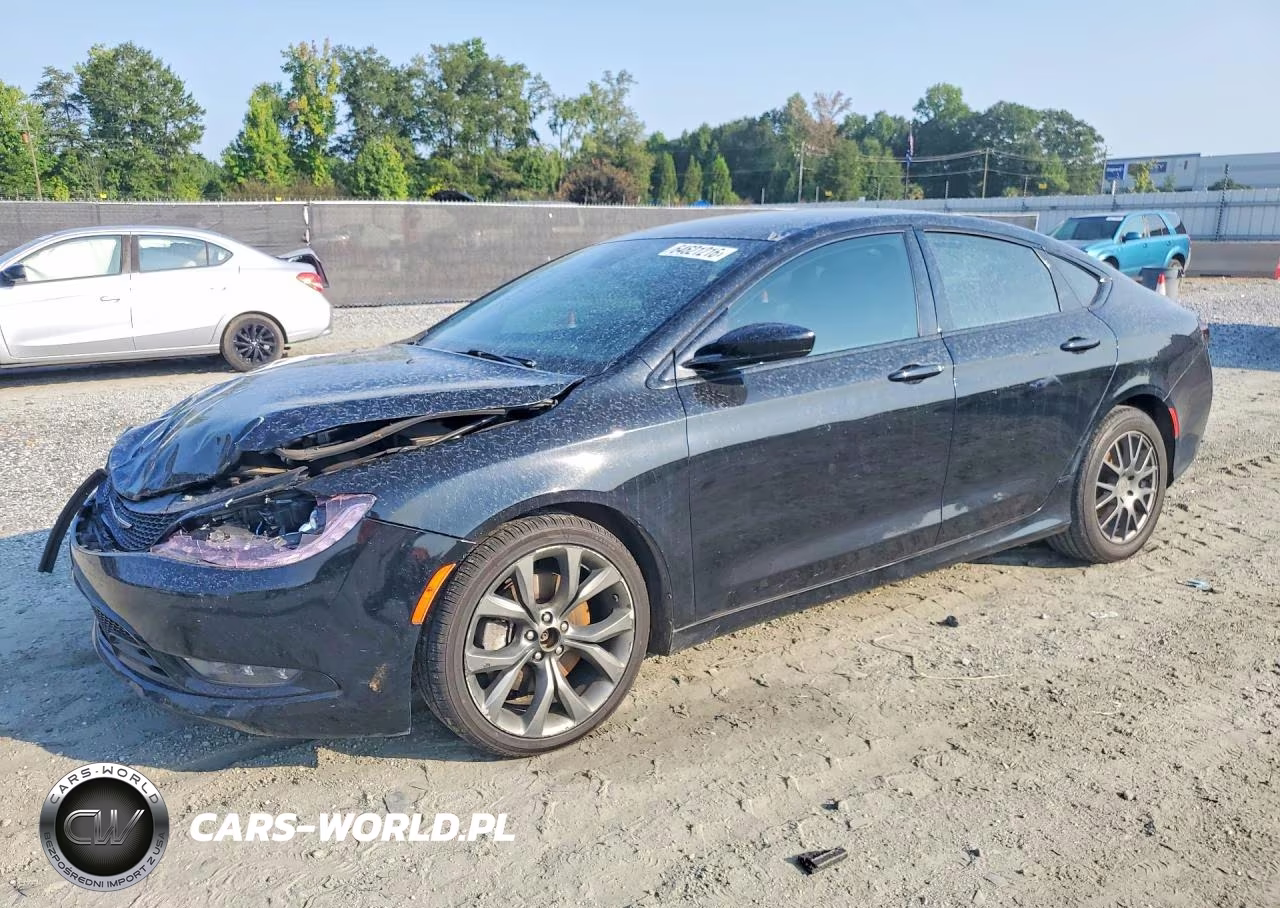 2015 Chrysler 200 S – zdjęcie 1 z 12