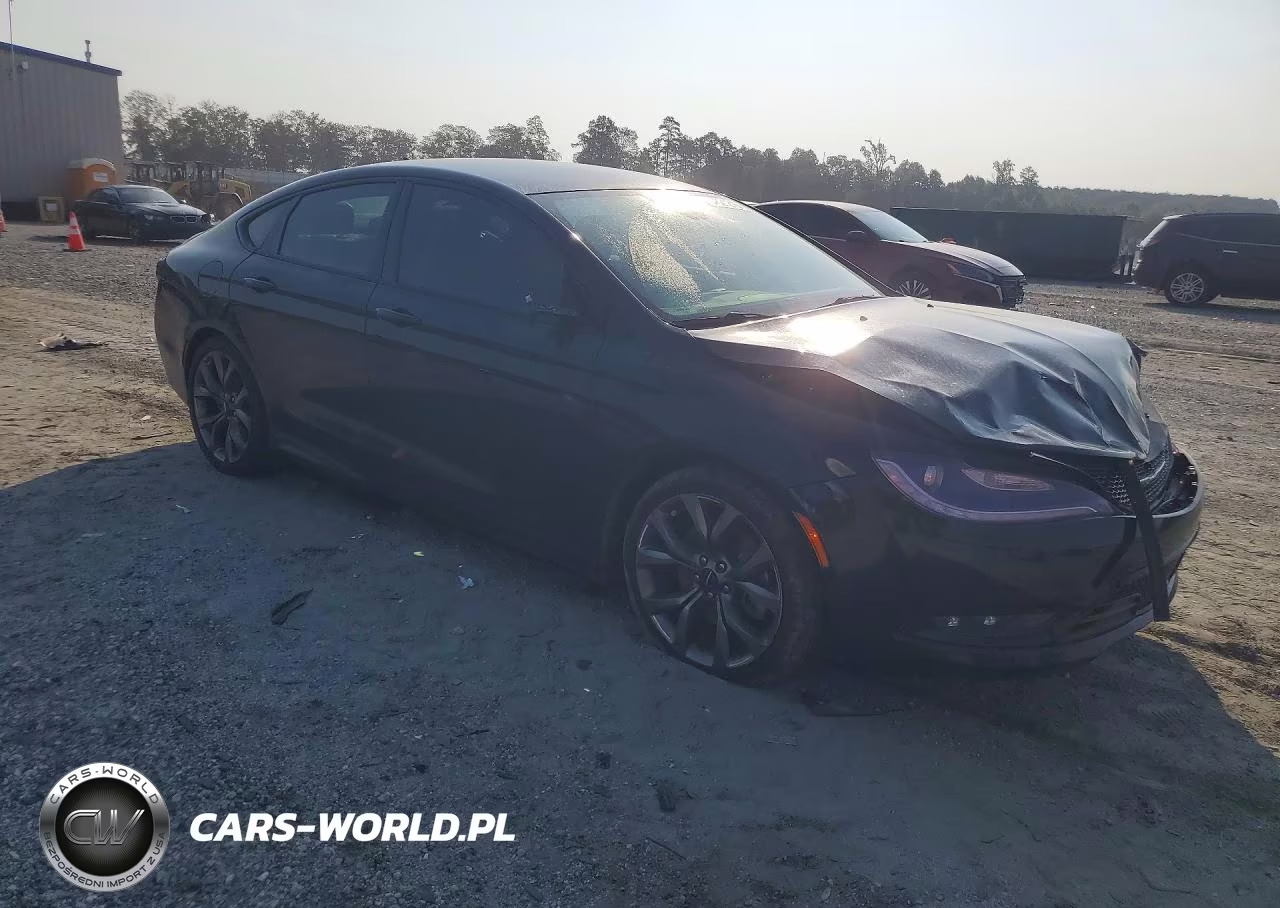 2015 Chrysler 200 S VIN:1C3CCCBG9FN655144 - 4
