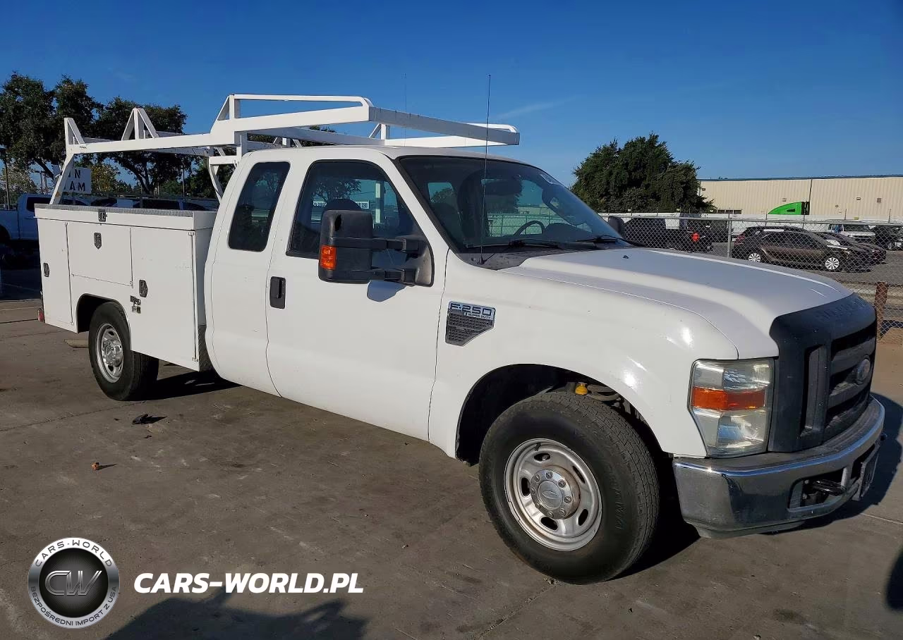 2010 Ford F250 Super Duty VIN:1FTSX2A59AEB31751 - 4