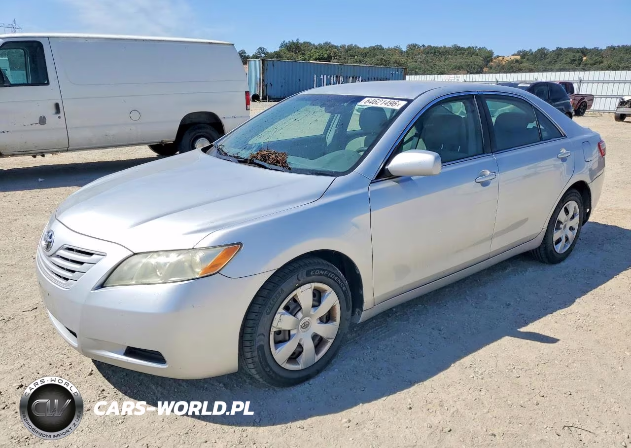 2008 Toyota Camry Le – zdjęcie 1 z 12
