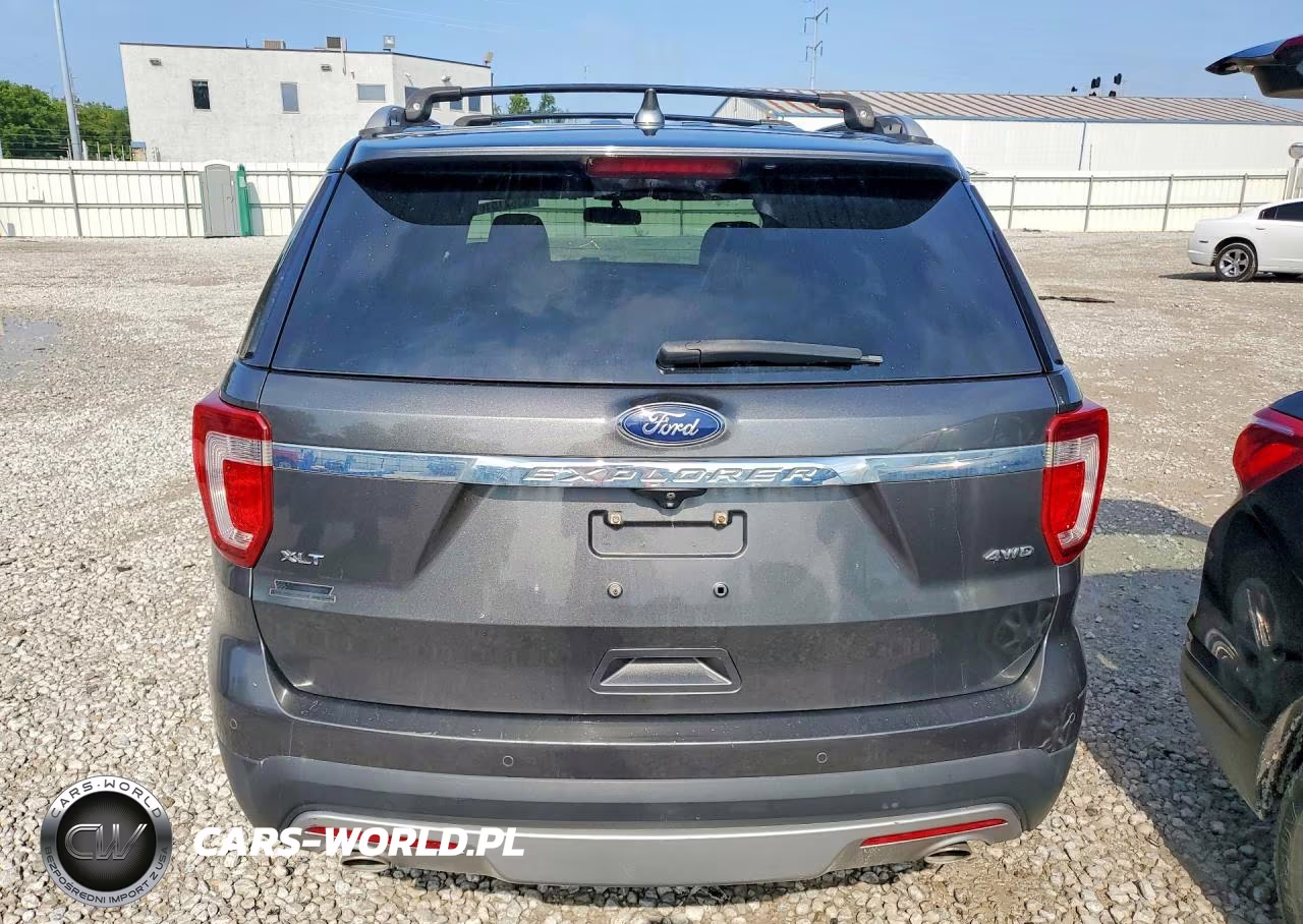 2017 Ford Explorer Xlt VIN:1FM5K8D82HGC50384 - 6