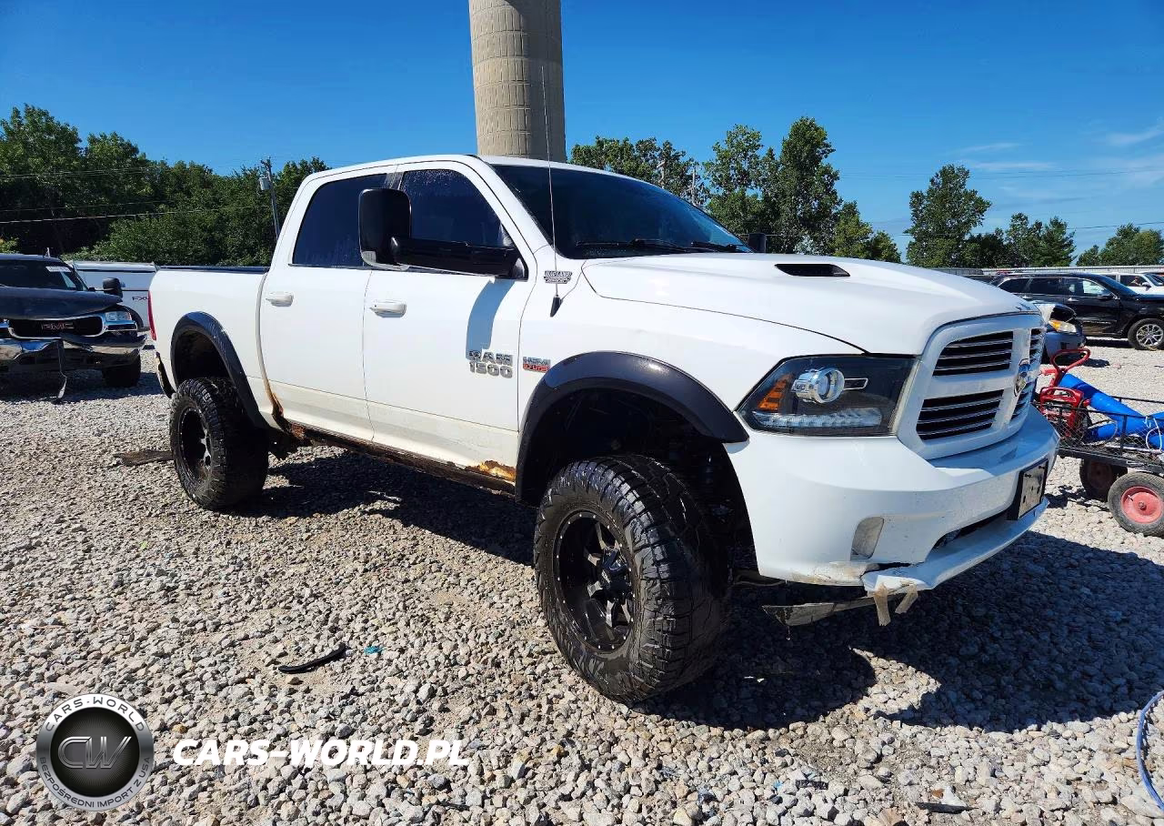 2014 Ram 1500 Sport VIN:1C6RR7MT0ES324904 - 4