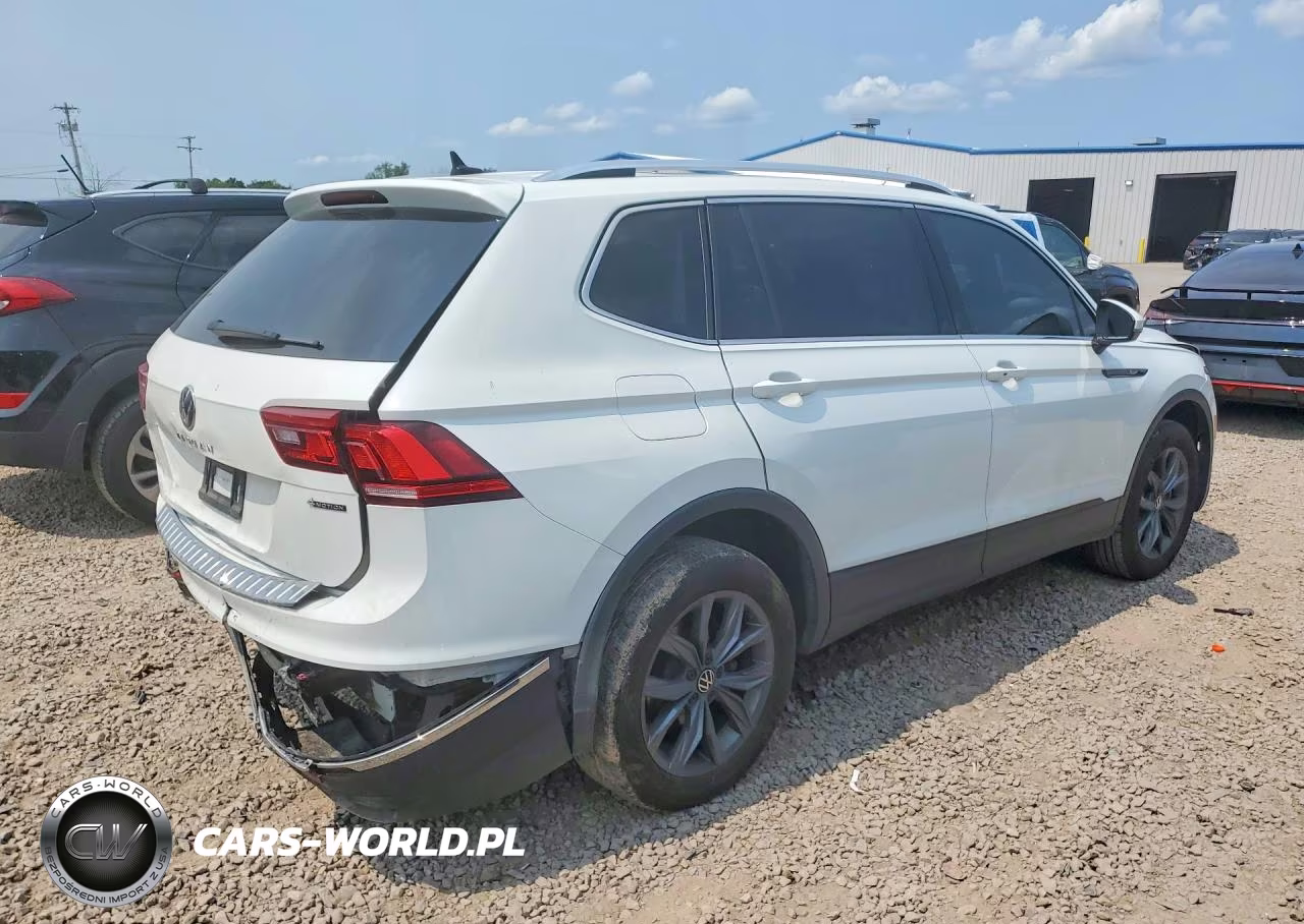 2022 Volkswagen Tiguan Se VIN:3VV2B7AX4NM131025 - 3