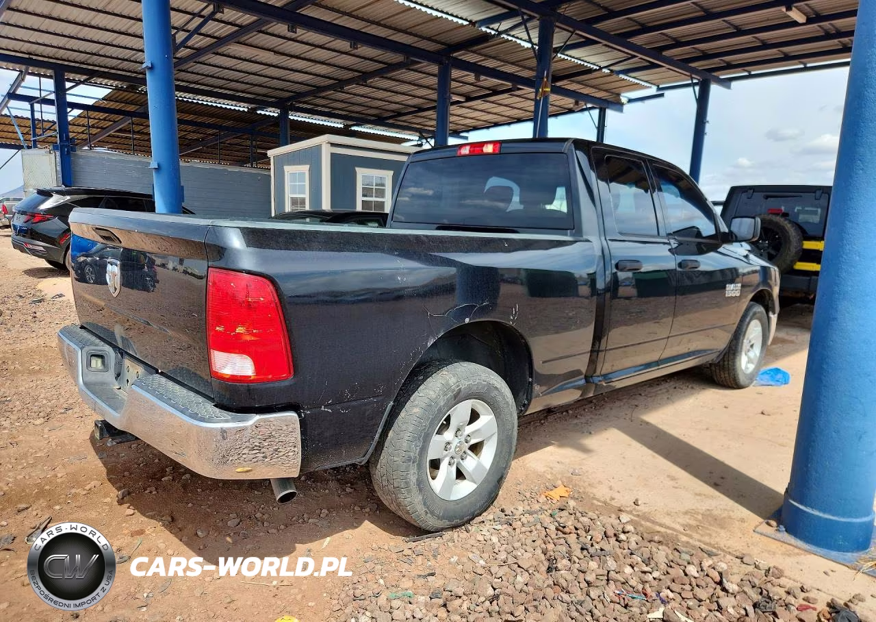 2018 Ram 1500 St VIN:1C6RR6FG8JS201937 - 3