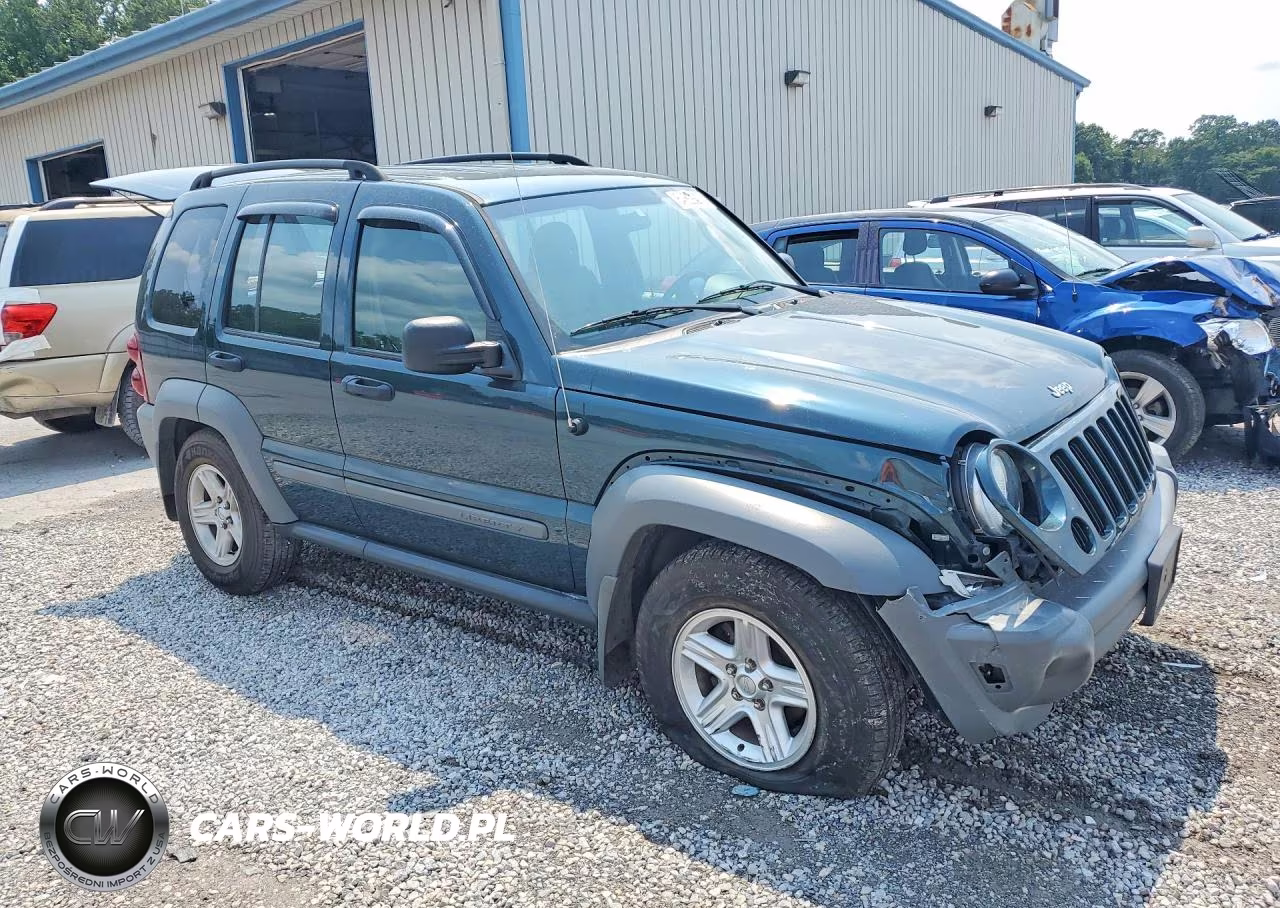 2005 Jeep Liberty Sport VIN:1J4GL48K95W653511 - 4