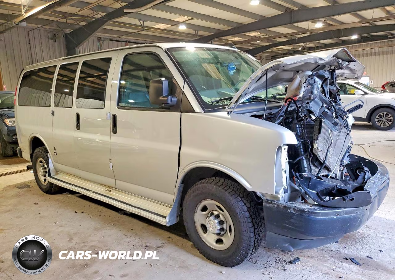 2017 Chevrolet Express G2500 Ls VIN:1GAWGEFFXH1263366 - 4