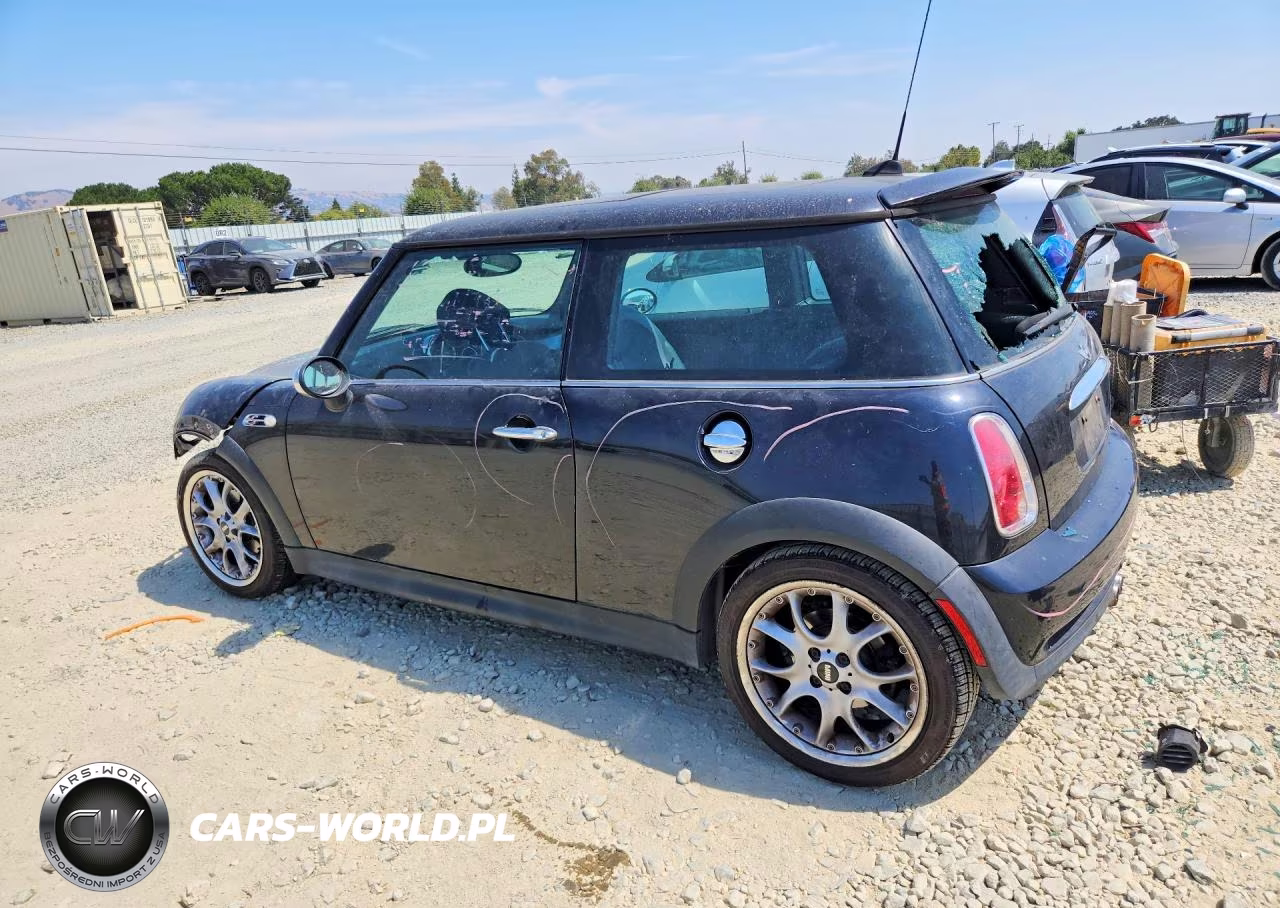 2006 Mini Cooper S VIN:WMWRE33586TJ40304 - 2
