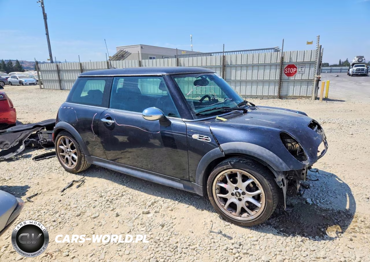 2006 Mini Cooper S VIN:WMWRE33586TJ40304 - 4