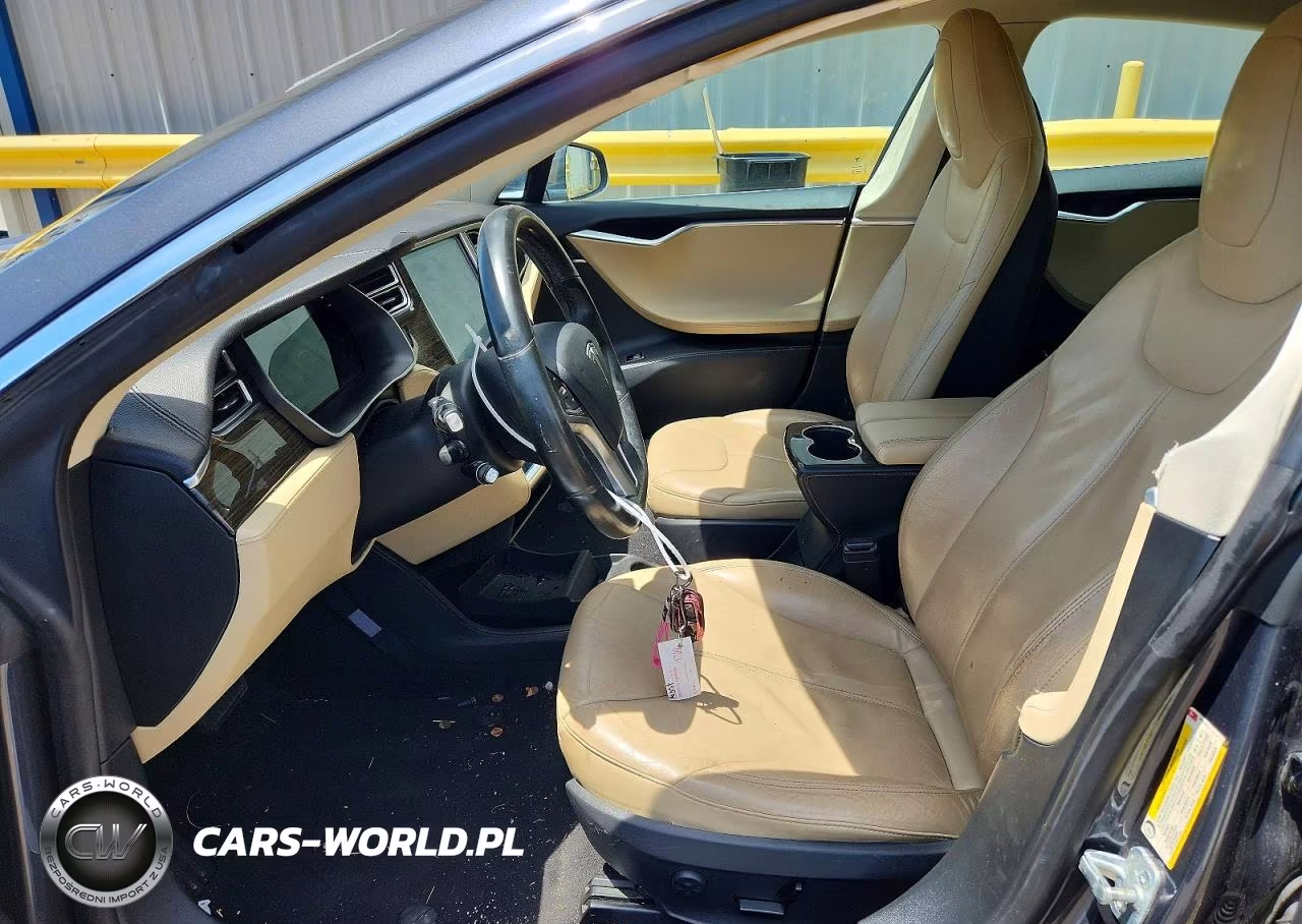 2014 Tesla Model S VIN:5YJSA1H15EFP62239 - 7