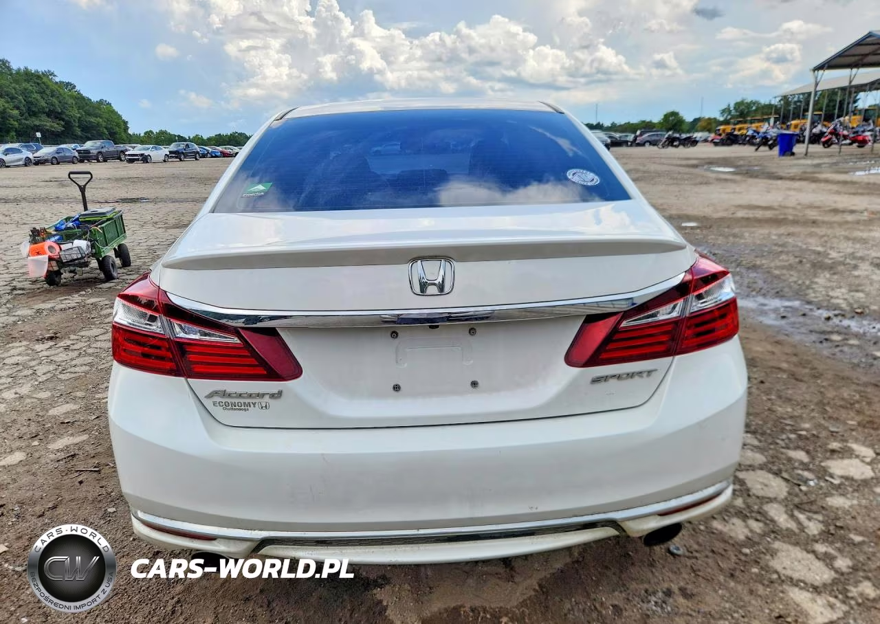 2017 Honda Accord Sport VIN:1HGCR2F68HA082836 - 6