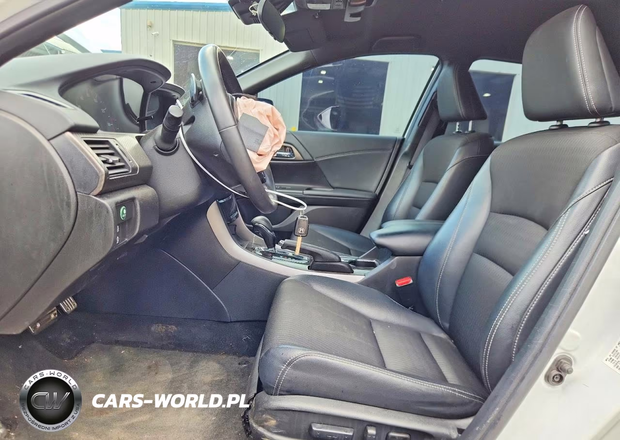 2017 Honda Accord Sport VIN:1HGCR2F68HA082836 - 7