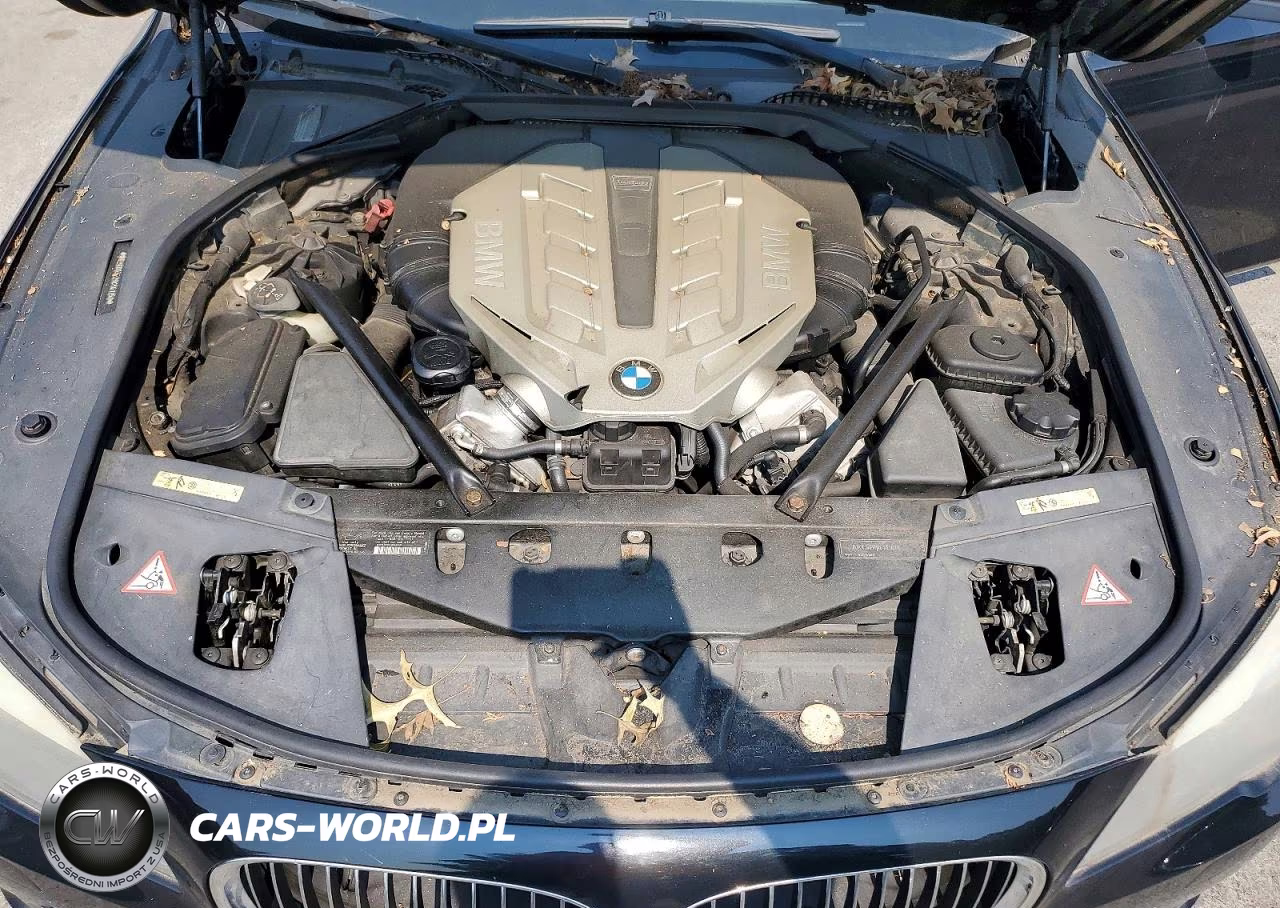 2009 BMW 750 Li VIN:WBAKB83529CY61150 - 11