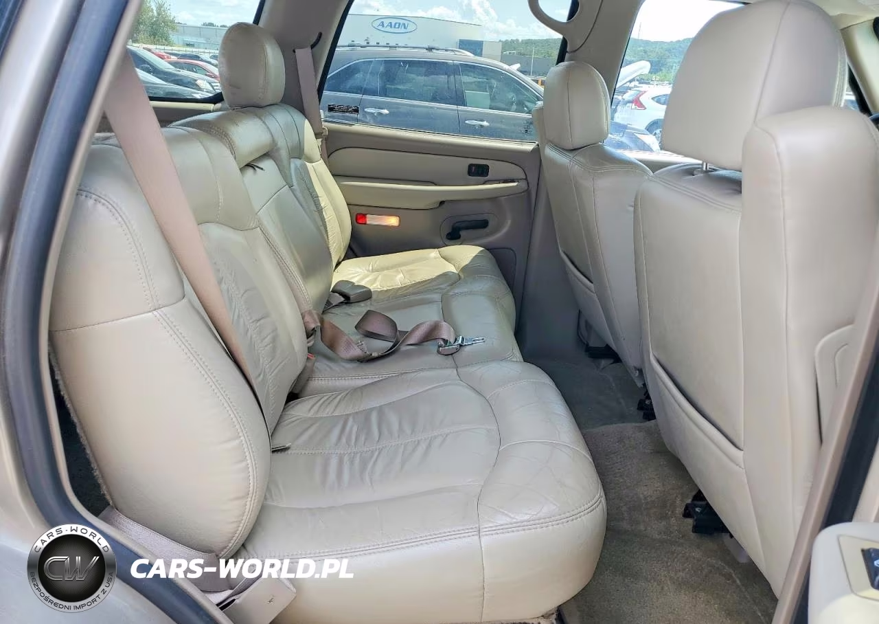2002 Chevrolet Tahoe C1500 VIN:1GNEC13Z32R236970 - 11